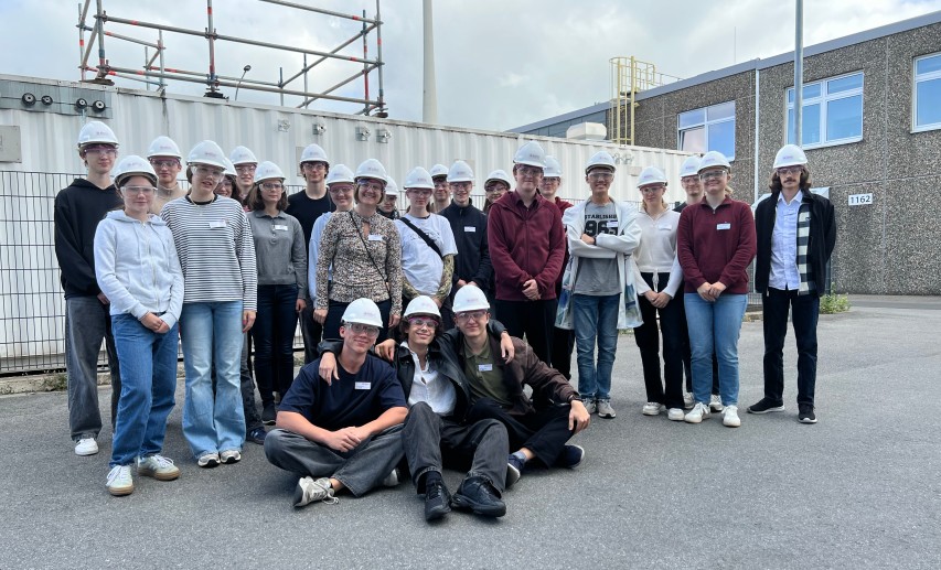 Jungforscher:innen im Chemie-Park Marl. 