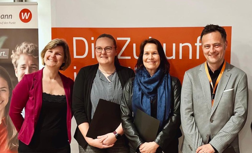 Von links nach rechts: Dr. Verena Weidmann (VCI), Christin Pleitner, Dr. Christina Schultheis, Dr. Alexander Rotthues