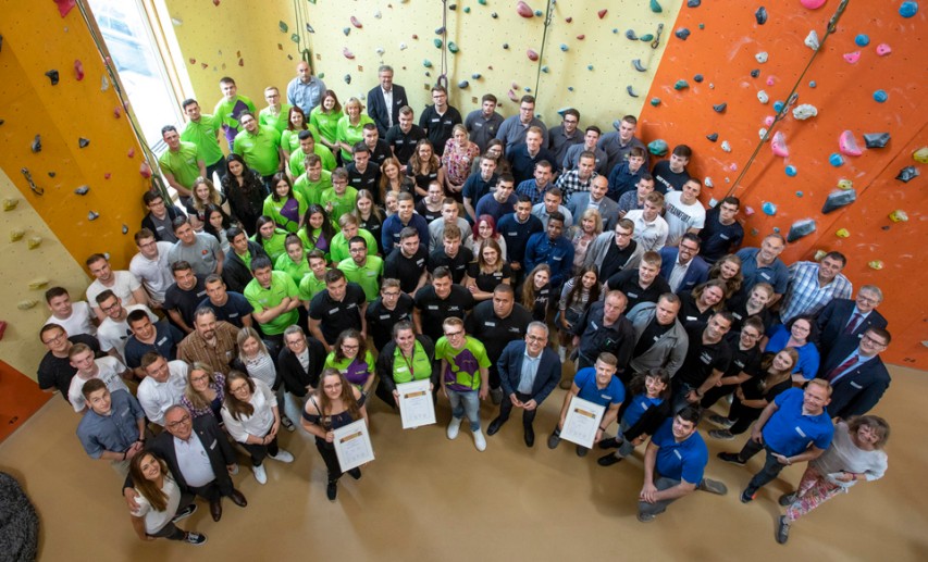 24 Teams mit 122 Teilnehmern beteiligten sich am Nachhaltigkeitspreis für junge Menschen in Hessen in 2019 - Foto: © Jana Kay / Chemie³ Hessen