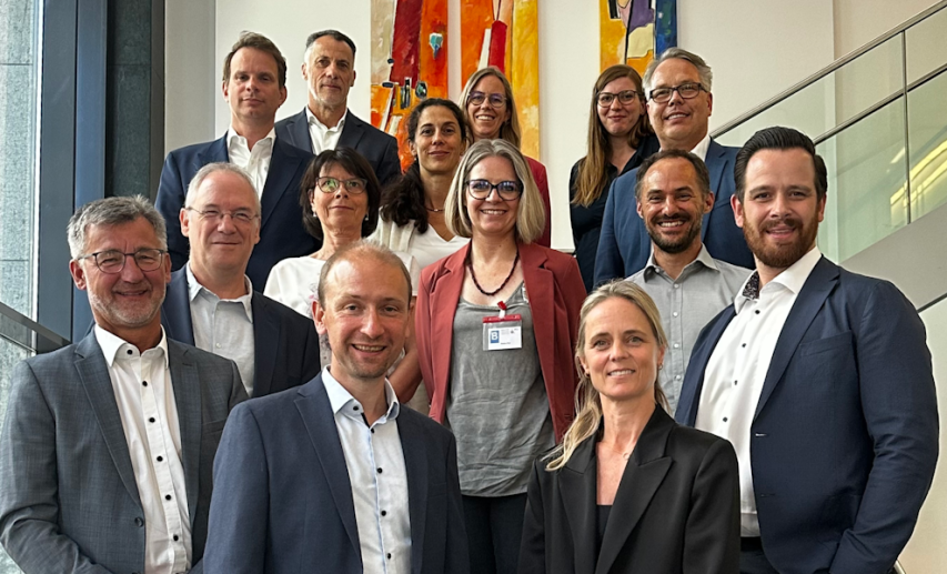 Expertinnen und Experten diskutierten auf Einladung der IGH Herausforderungen und Chancen einer zukunftsfähigen Gesundheitsindustrie in Hessen. &copy; IGH