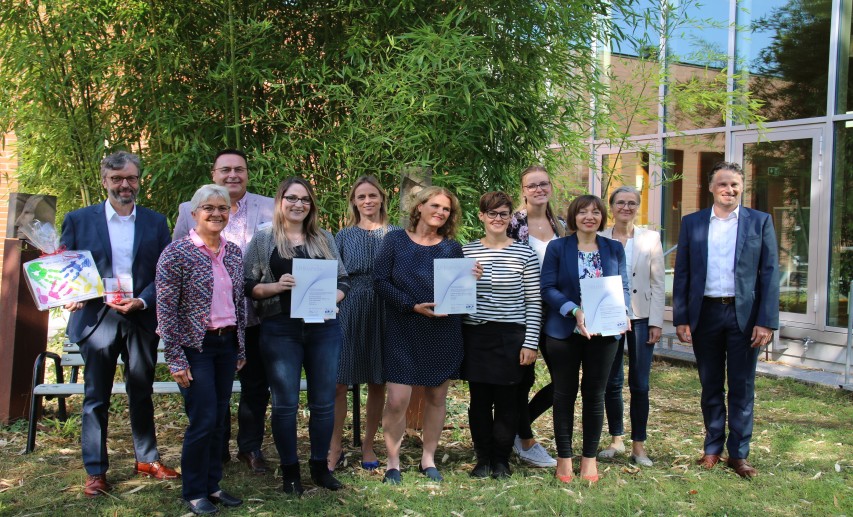 Jury und Preisträger des Förderpreises 2019 © Foto: Petra Seitzmayer, Referat Suchtprävention, LZG