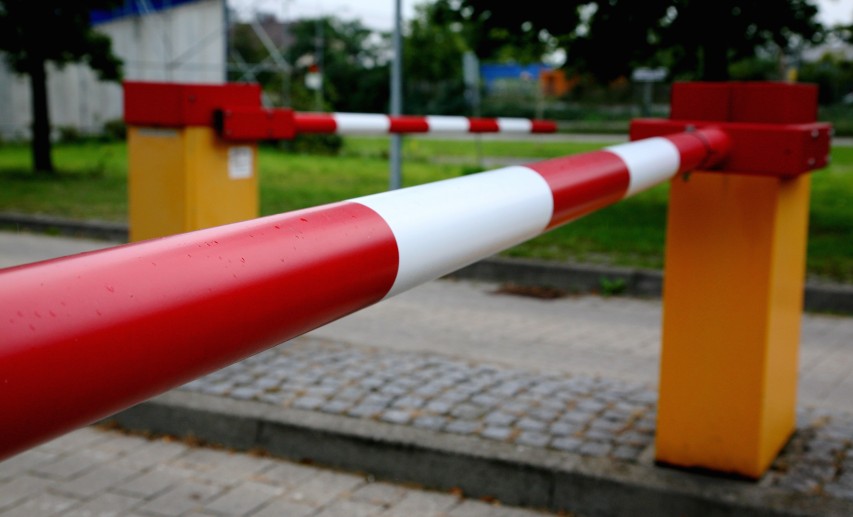 Die EU-Kommission hatte in ihrer Chemikalienstrategie eine Reform der REACH-Verfahren zur Zulassung und Beschränkung von Stoffen angekündigt. © belleepok/stock.adobe.com Die EU-Kommission hatte in ihrer Chemikalienstrategie eine Reform der REACH-Verfahren zur Zulassung und Beschränkung von Stoffen angekündigt. © belleepok/stock.adobe.com