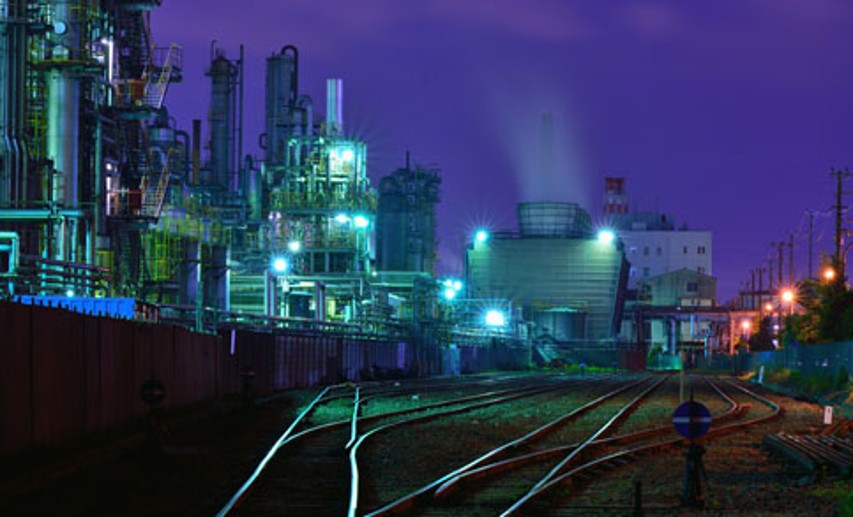 Hohe Energie- und Rohstoffpreise und der Auftragsmangel werden die Geschäfte weiterhin belasten. © ©seamo - stock.adobe.com