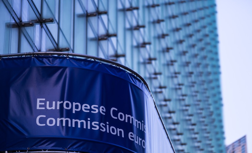 Die Europäische Kommission hat trotz erheblicher Kritik die Einstufung des Weißpigments Titandioxid als „möglicherweise krebserregend durch Einatmen“ vorgeschlagen. - Foto: © Hans F. Daniel