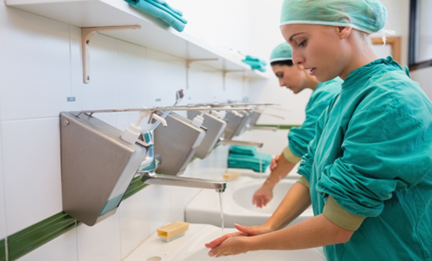 One application among many: Hygiene in the health sector is unthinkable without biocidal products. - Photo: © WavebreakmediaMicro - Fotolia.com