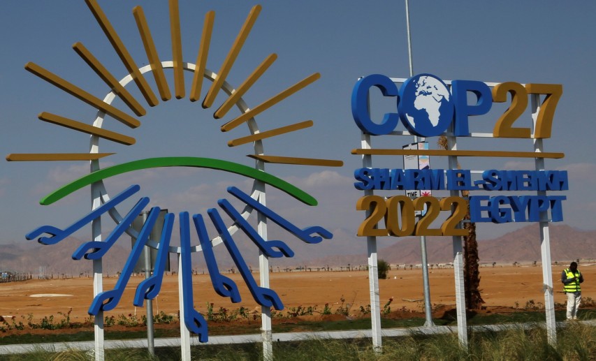 Zur Weltklimakonferenz in Ägypten: Der VCI unterstützt die Gründung eines Klimaclubs, dessen Mitglieder sich zu einem vergleichbaren, ambitionierten Klimaschutz bekennen. © picture alliance / ASSOCIATED PRESS 