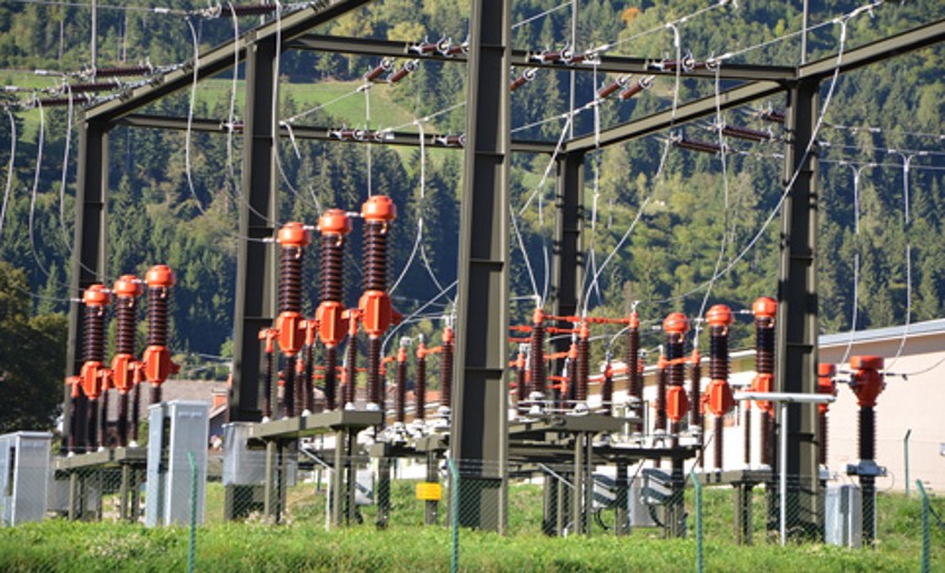 Spannungsebenen verbinden: Das Konzept der "Energieunion" ebnet den Weg, die Energiepolitik nicht mehr national, sondern europäisch auszurichten. Klimapolitik und Emissionshandel brauchen aber darüberhinaus den globalen Blick. - Foto: © VCI / Becker Spannungsebenen verbinden: Das Konzept der "Energieunion" ebnet den Weg, die Energiepolitik nicht mehr national, sondern europäisch auszurichten. Klimapolitik und Emissionshandel brauchen aber darüberhinaus den globalen Blick. - Foto: © VCI / Becker