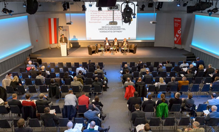 Teilnehmer aus 12 Ländern folgten den Vorträgen und Diskussionen. - Foto: Teilnehmer aus 12 Ländern folgten den Vorträgen und Diskussionen. - Foto:
