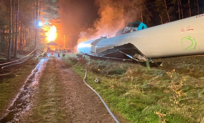 TUIS-Werkfeuerwehren waren vor Ort und unterstützten die lokalen Einsatzkräfte. © Dr. Martin Kaller