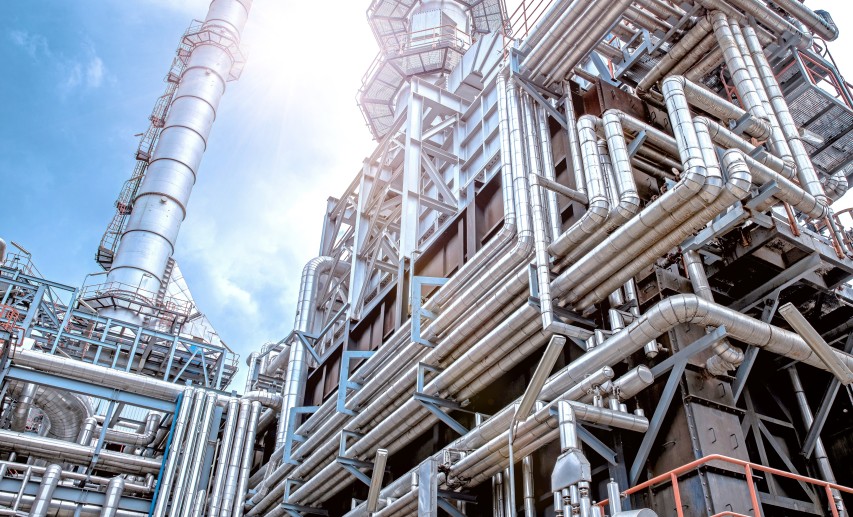 Die Bedeutung der chemisch-pharmazeutischen Industrie reicht weit über direkte Lieferbeziehungen hinaus. &copy; JT Jeeraphun/stock.adobe.com