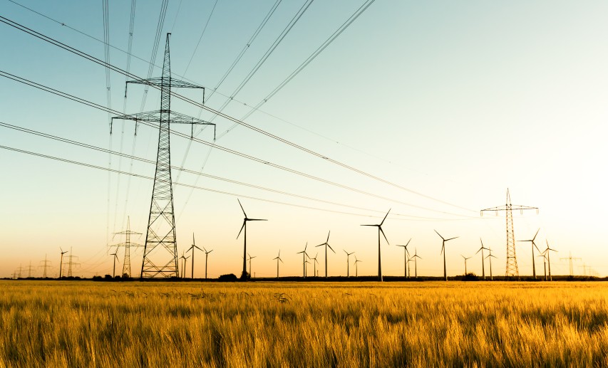 Hohe Stromkosten und eine abnehmende Versorgungssicherheit schwächen die internationale Wettbewerbsfähigkeit der chemischen Industrie. © kflgalore/stock.adobe.com Hohe Stromkosten und eine abnehmende Versorgungssicherheit schwächen die internationale Wettbewerbsfähigkeit der chemischen Industrie. © kflgalore/stock.adobe.com